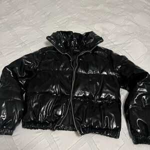 BLACK VINYL BUBBLE PUFFER JACKET -PRETTY LITTLE THING